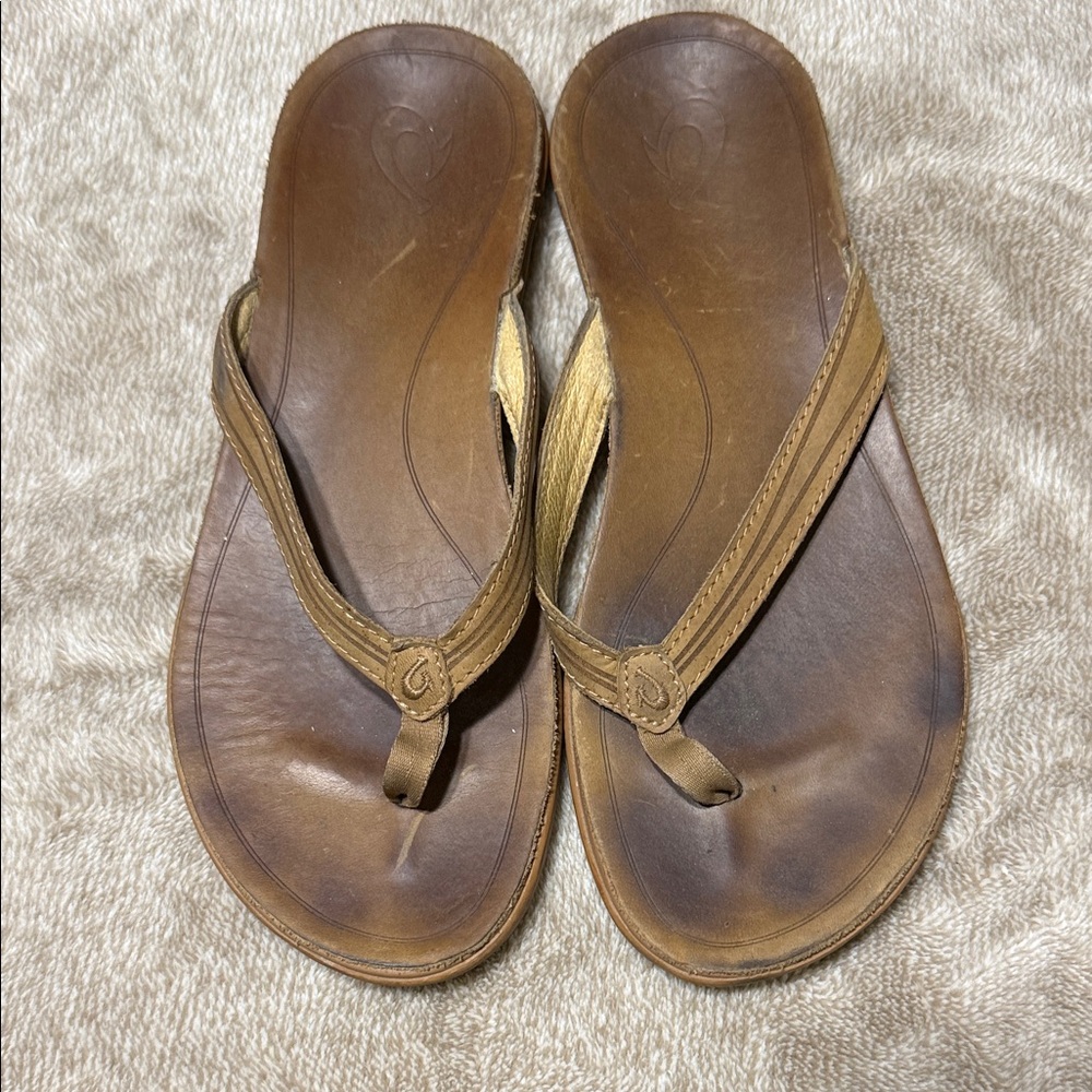 OluKai Brown Leather Toe-Post Sandals
